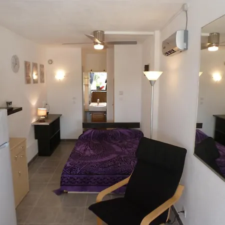 Village Naturiste Purple *
